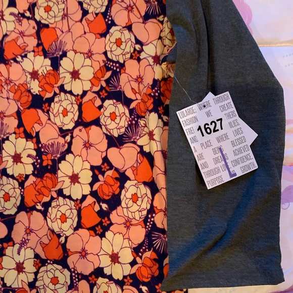 3 large Randy lula roe tops - Picture 4 of 5